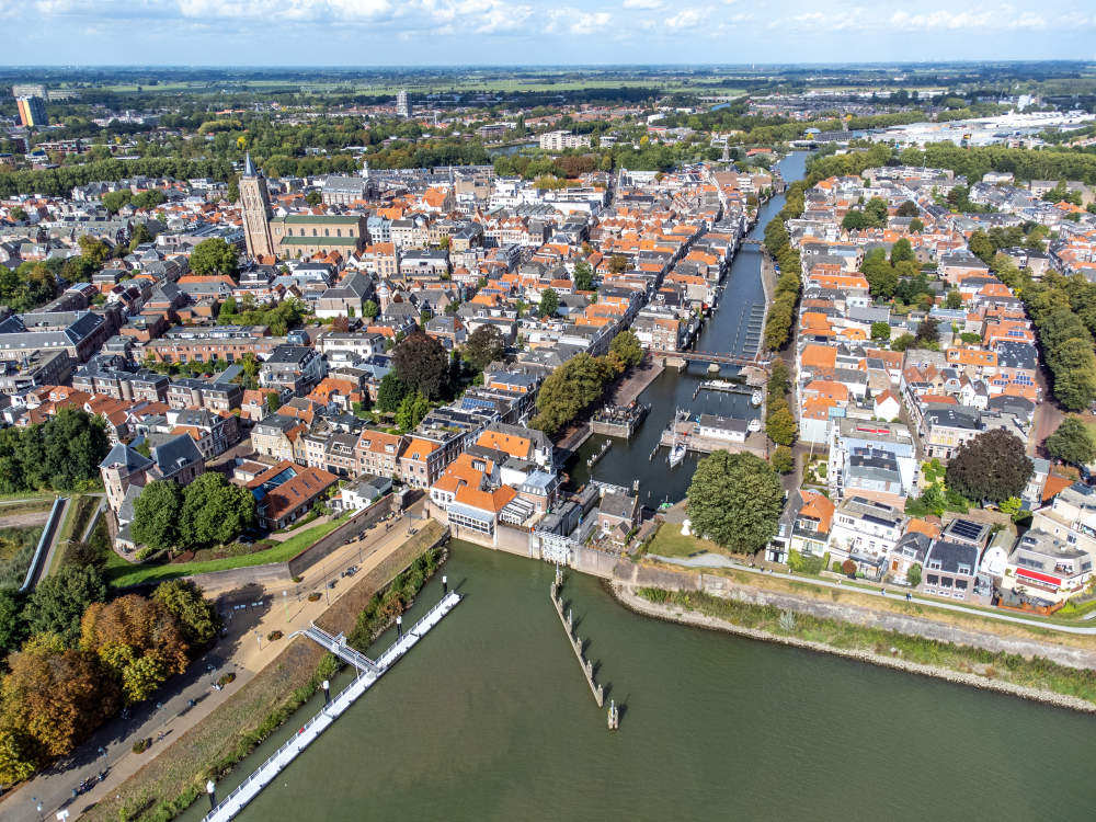 Vaarverkeer en aanlegplaatsen in en om de vesting [TEST]